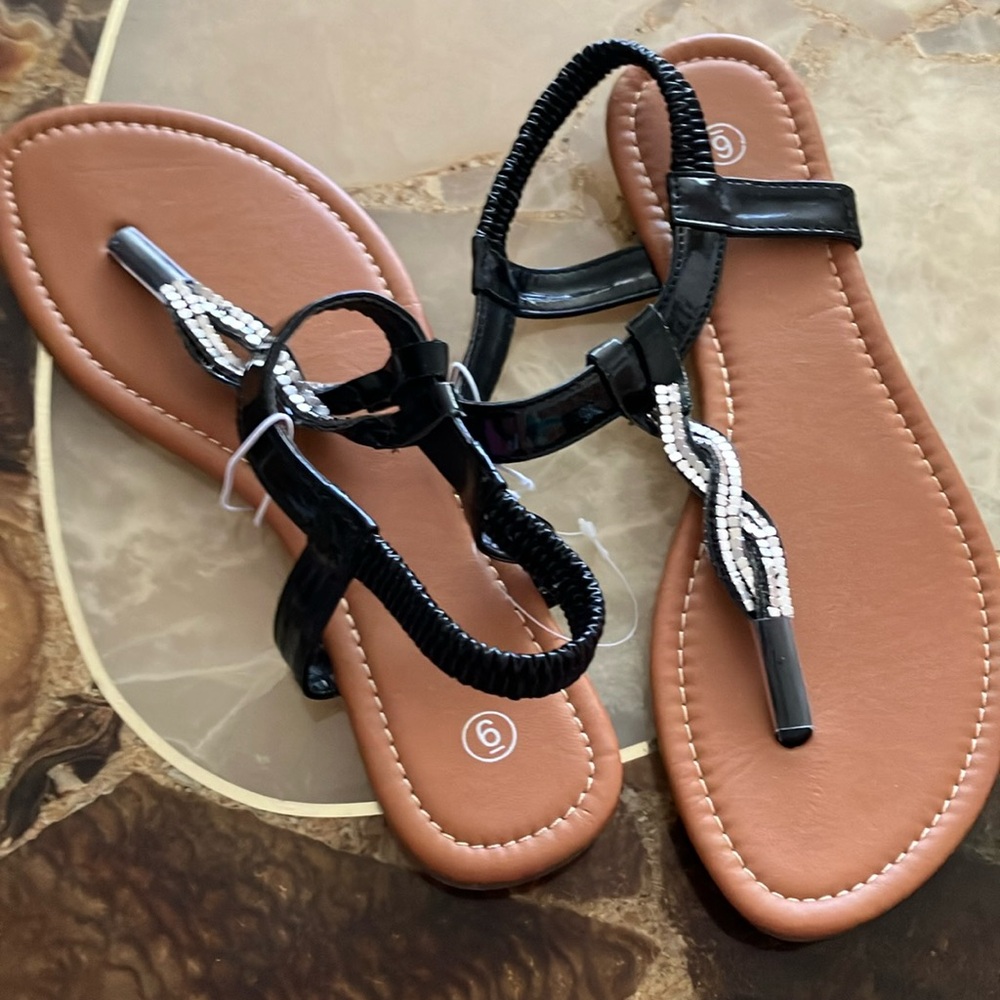 Sandals with rhinestones. Size 6